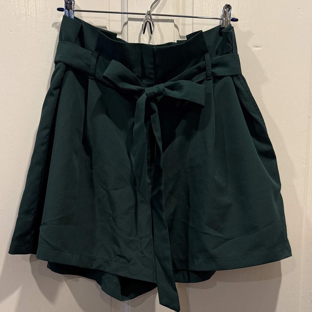 High Waist Paperbag Shorts - Dark Green